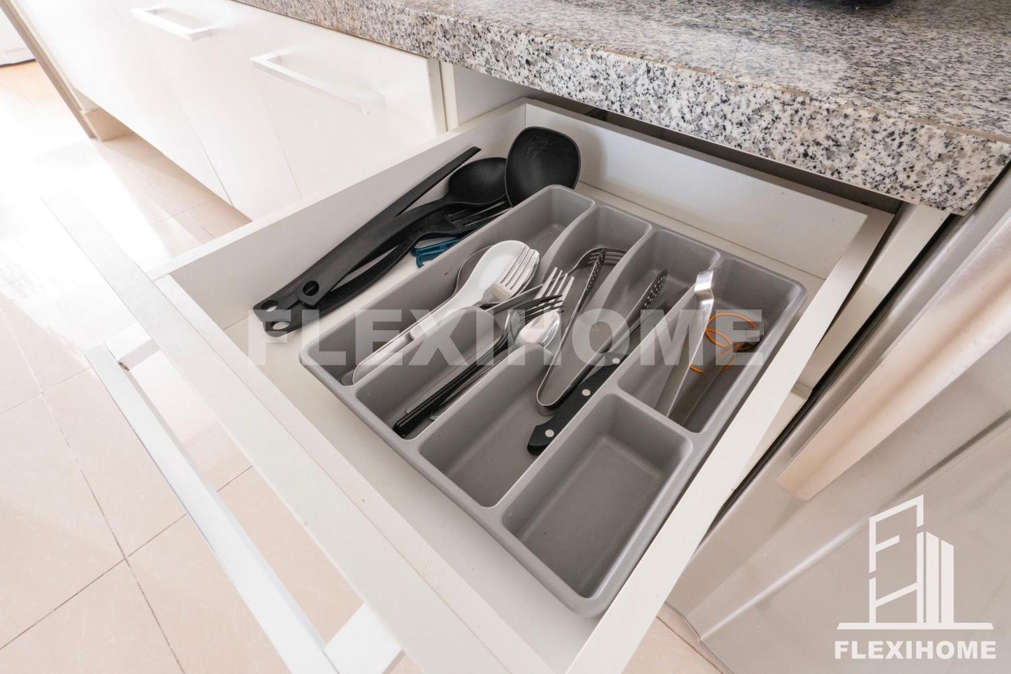 FlexiHome Shaftsbury: Day-Use Work Space in Cyberjaya Exterior photo